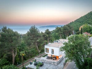 Beautiful Villa Amelie in Opatija - Mošćenička Draga - image1