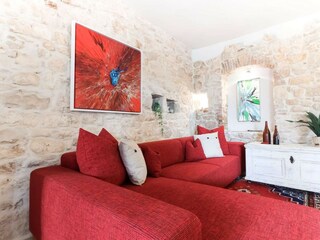 Apartment Mugeba Features 11