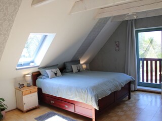 Schlafzimmer 2