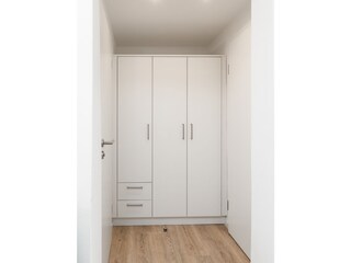 Kleiderschrank
