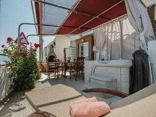 Vakantiehuis Arbanija Buitenaudio-opname 6