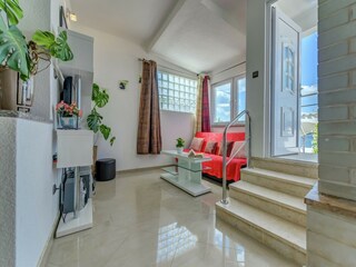 Holiday house Arbanija Features 16