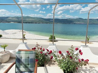 Holiday house Arbanija Outdoor Recording 6
