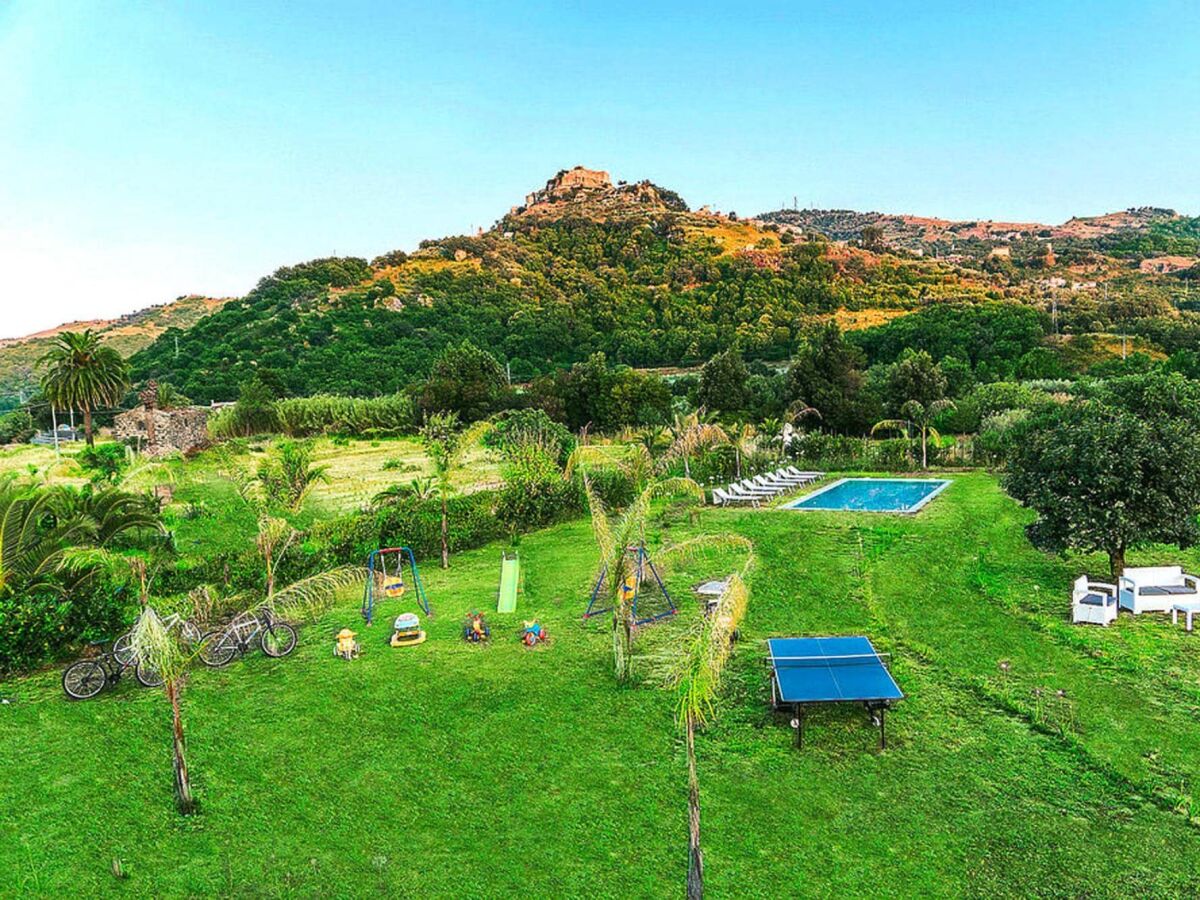 Ferienpark Castiglione di Sicilia Außenaufnahme 6