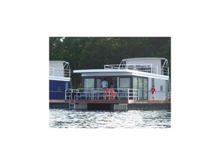 Hausboot Xanten Außenaufnahme 3