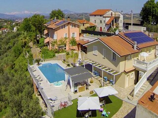 Casale Mosciano Sant Angelo Registrazione all'aperto 11