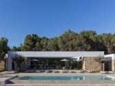 Villa Santa Eulalia del Río Buitenaudio-opname 1