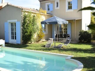 Apartment Saint-Saturnin-lès-Apt  1