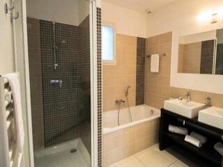 Apartment Saint-Saturnin-lès-Apt  3