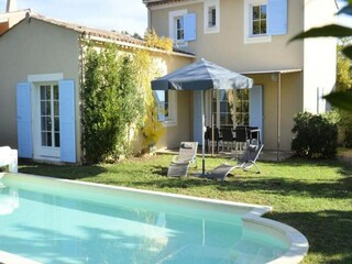 Apartment Saint-Saturnin-lès-Apt  1
