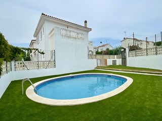 Apartment L'Escala Outdoor Recording 5
