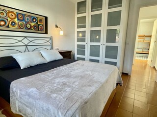 Apartment L'Escala Features 24