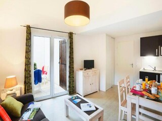 Apartment Brem-sur-Mer  2