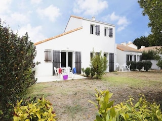 Apartment Brem-sur-Mer  10