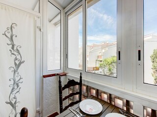 Apartment Roses Features 12