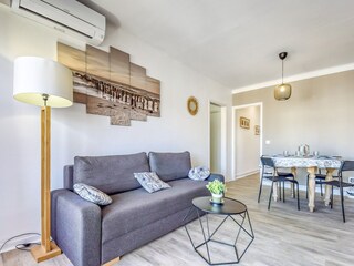 Apartamento Roses Características 19