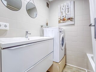 Apartment Roses Features 20