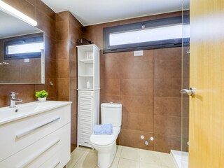 Apartamento Roses Características 23