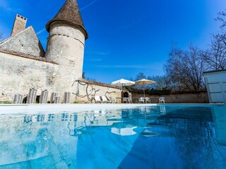 Kasteel Lurcy-Lévis Buitenaudio-opname 4