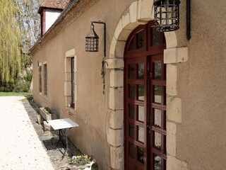 Schloss Lurcy-Lévis Außenaufnahme 2
