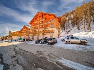 Apartment Uvernet-Fours Außenaufnahme 4