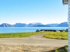 6 Personen Ferienhaus in Fjørtoft - Sandøy - image1