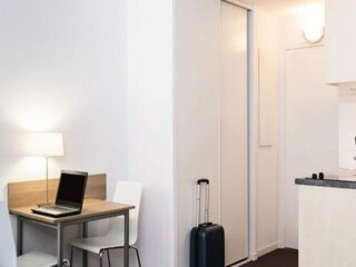 Apartment Fresnes  4