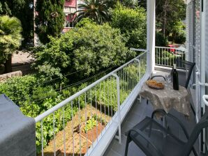 Apartment Lapad Bay- Luxury Two-Bedroom Apartment with Balcony(Black-Ivanišević)