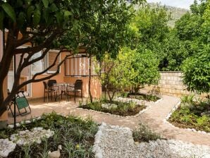 Apartments Bibijana- Premium Studio Apartment with Patio and Sea View (APARTMAN 3) - Mlini - image1
