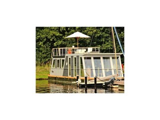 Hausboot Ueckermünde Außenaufnahme 4