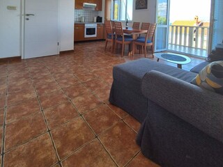 Apartment Splitska Features 11