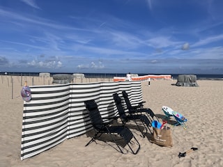 Strandhütte mit Liegen zubuchbar