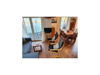 House boat Barth Features 9