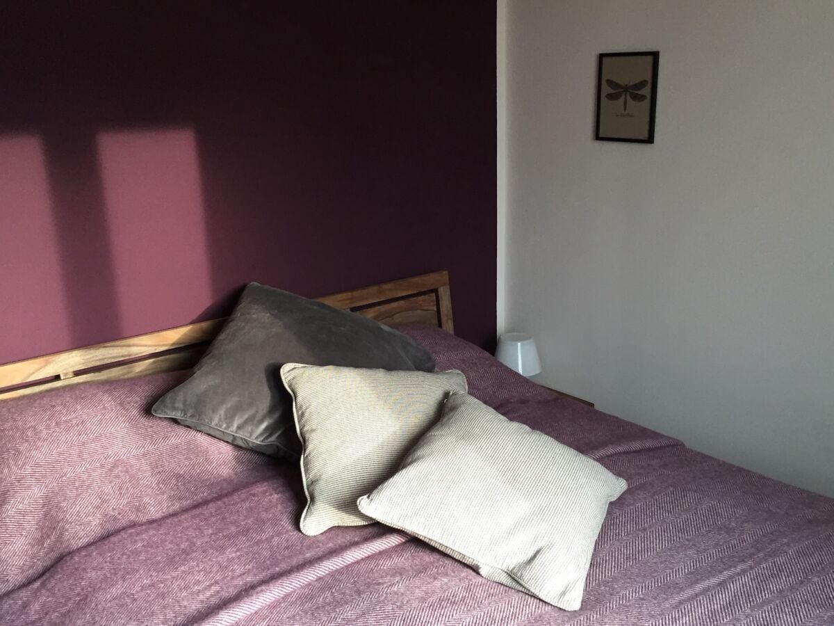 Schlafzimmer "Aubergine"