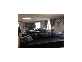 Apartment Clavy-Warby Features 3