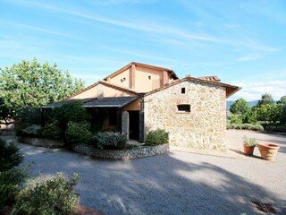 Farmhouse Villastrada Umbra Outdoor Recording 3