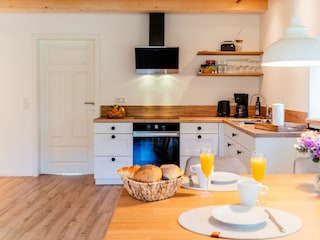 Offene Küche mit Essbereich