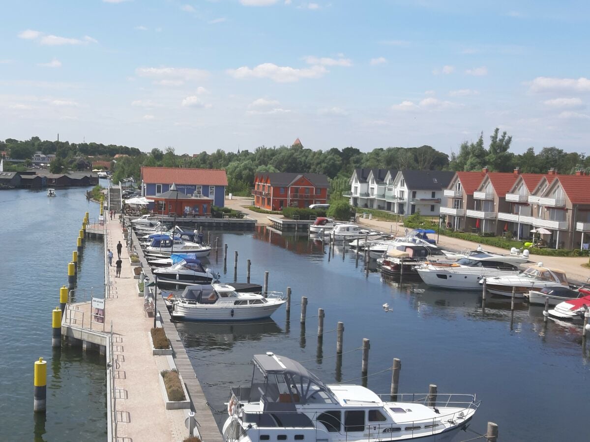 Neuer Hafen am Leuchtturm