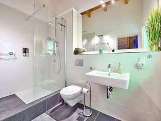 Badezimmer 3 mit Dusche