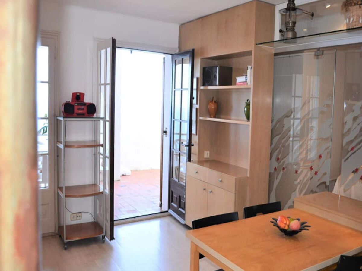 Apartment Begur  14