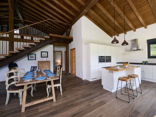 Villa Zeberio Features 12