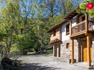 Villa Cosgaya Außenaufnahme 4