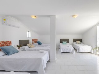 Villa La Marina Features 28