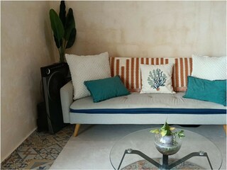 Apartment Welt Features 24