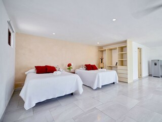 Villa Welt Features 25