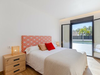 Villa Catral Features 34