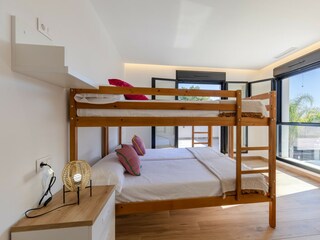 Villa Catral Features 40