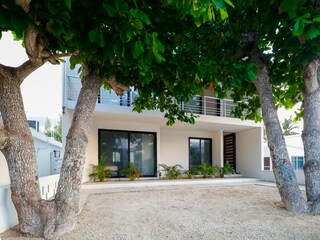 Apartment Welt Outdoor Recording 7