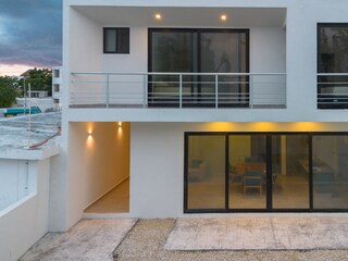 Apartment Welt Outdoor Recording 8