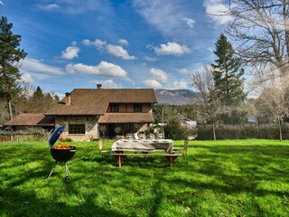 Villa Zeberio Environment 27